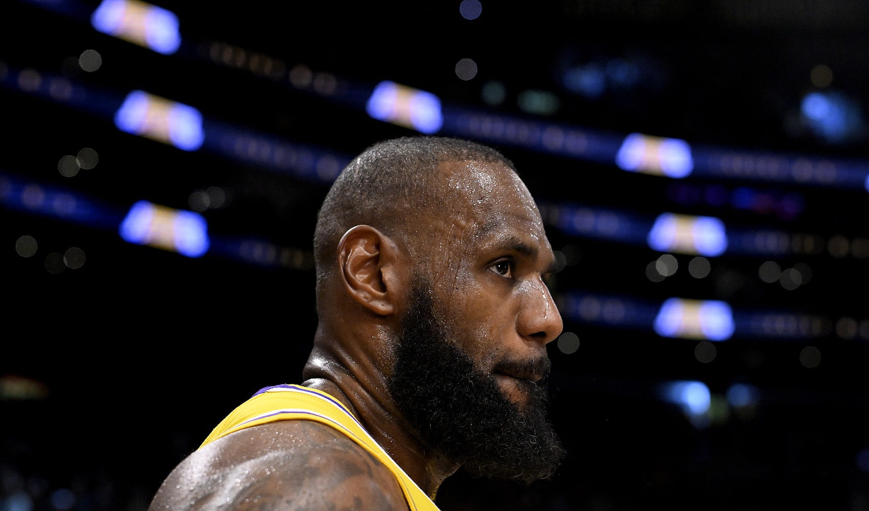 官方网站-美媒评新赛季小前锋TOP26：詹杜前2 小瓦第3 小卡第5 巴特勒第8