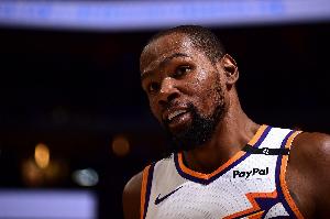 网友：发推无法帮助你的球队！杜兰特：赛季已经结束了